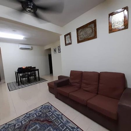 Dhuha Homestay @ Seri Alam Masai , Johor Bagian luar foto