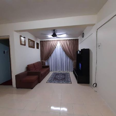 Dhuha Homestay @ Seri Alam Masai , Johor Bagian luar foto